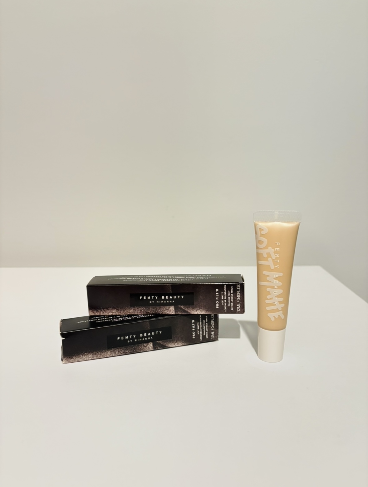 Fenty Beauty Corrector De Ojeras 